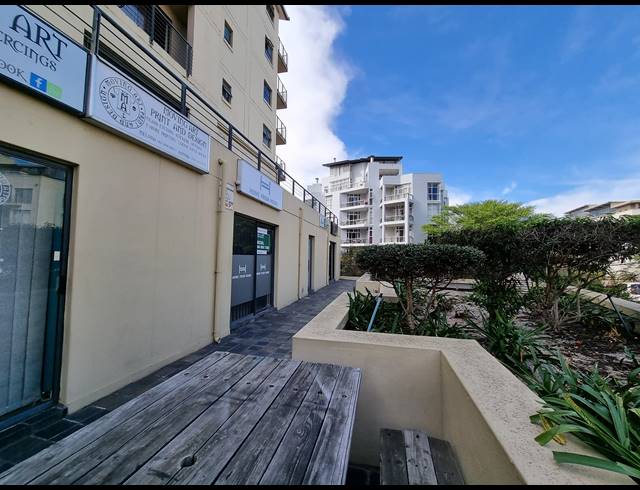 87M² OFFICE TO LET IN TYGER WATERFRONT